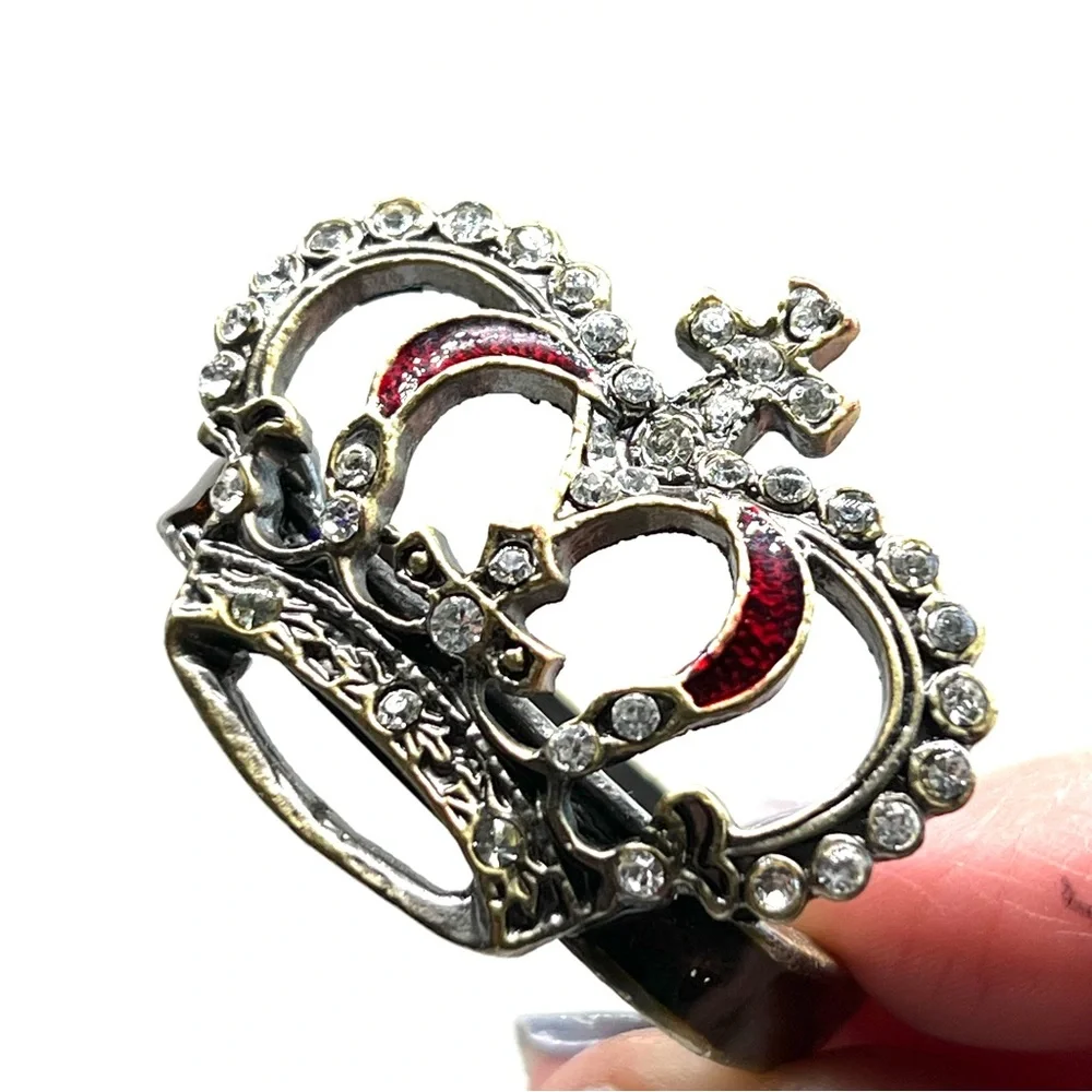 2 Pretty Rhinestone Crown Napkin Rings - Picture 5 of 6